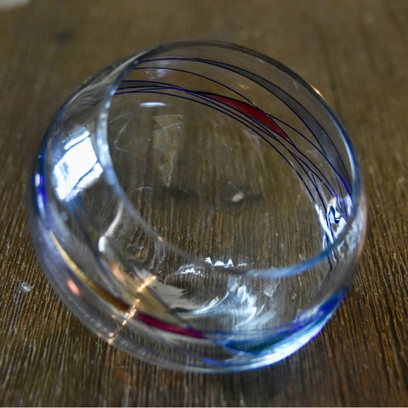 Tilted decanter and 6 glasses - Picture 4 of 7